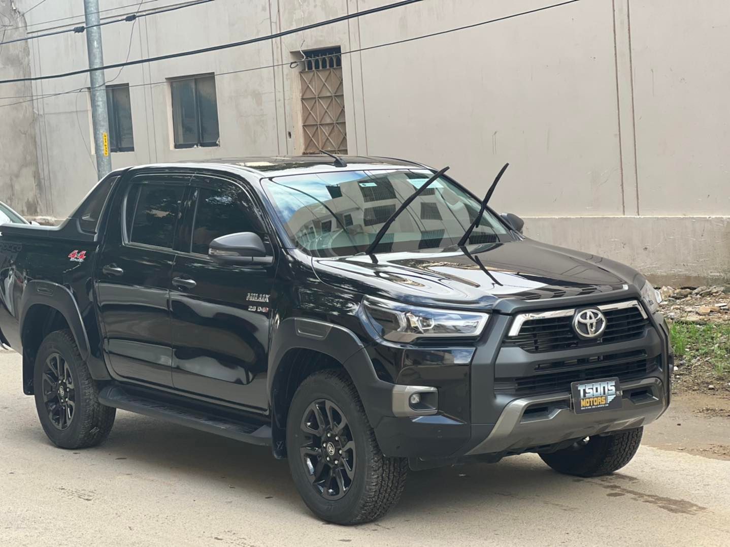 HILUX REVO ROCO – Tsons Motors